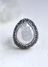 Load image into Gallery viewer, Adjustable Crystallized Mother of Pearl Ring