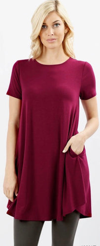 Round Neck, Round Hem Short Sleeve Wine Tunic With Pockets
