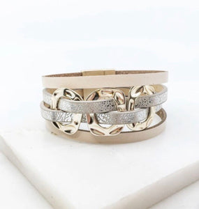 3 Hammered Ring Multi Strand Leather Magnetic Bracelet